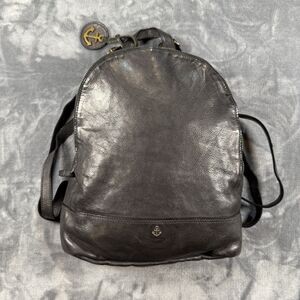 Harbour 2nd Black Leather Meaghan 90s Y2K Style Backpack Zipper 14-inch